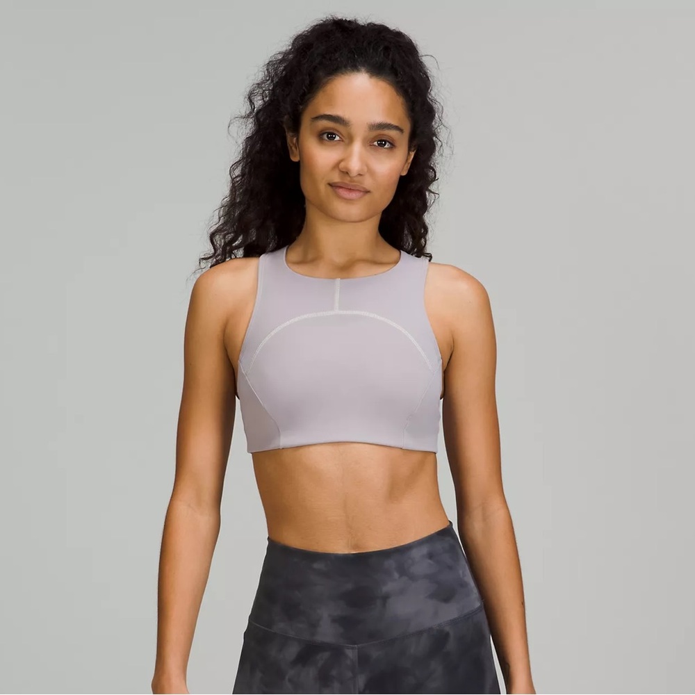 Tough Train High-Neck Bra Medium Support, C/D Cup